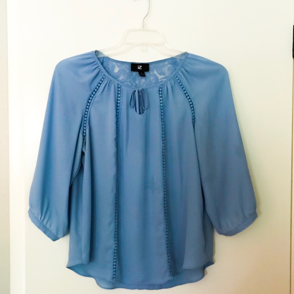 Periwinkle 3/4 length sleeved blouse